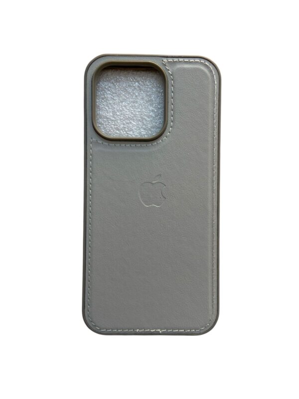 I PHONE 15 PRO LEATHER COVER